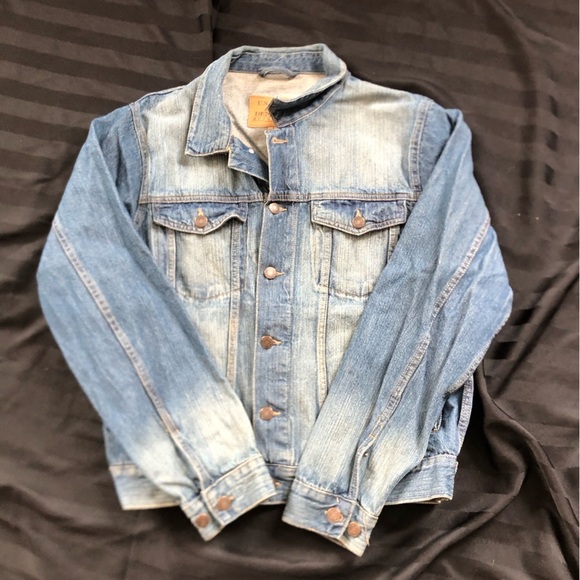 Classic Jean Jacket - Picture 14 of 14
